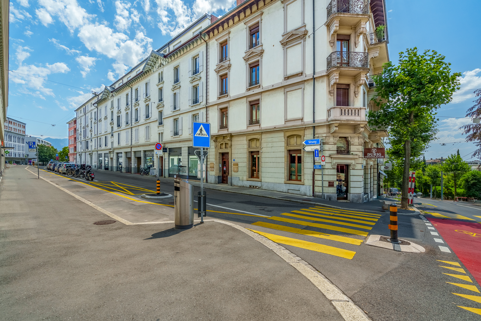 LAUSANNE - sous gare - coup de coeur 